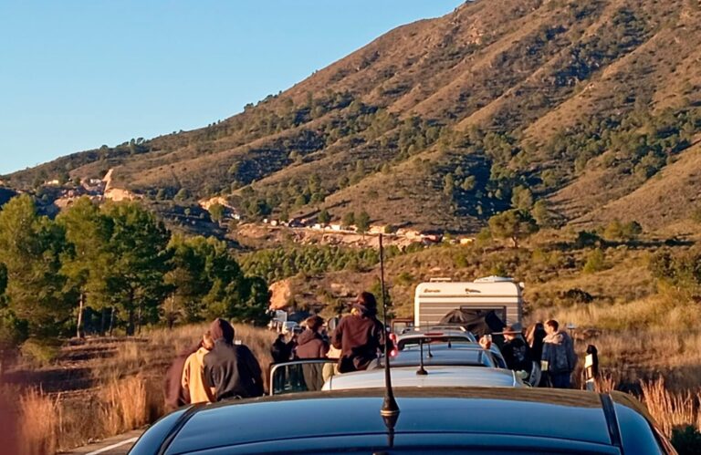 La Guardia Civil impide una macro-rave en la comarca de Hellín con cerca de 1.000 vehículos