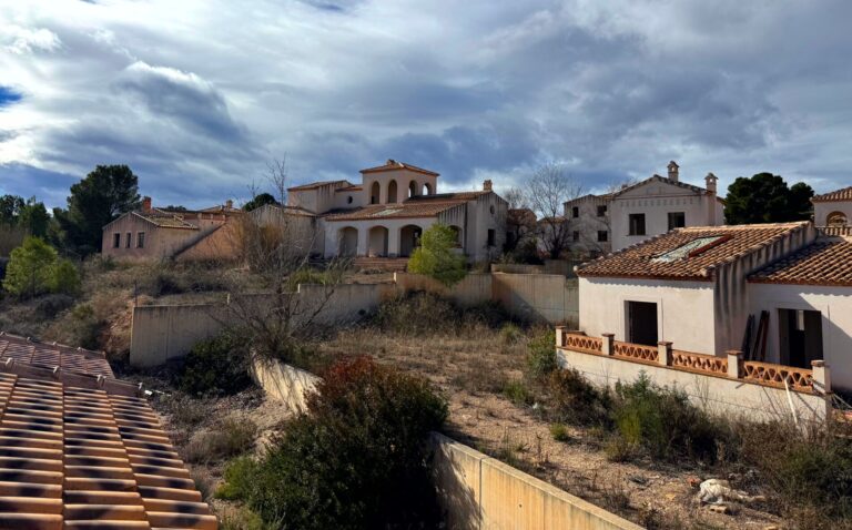 De urbanización prometida a símbolo del urbanismo sin futuro
