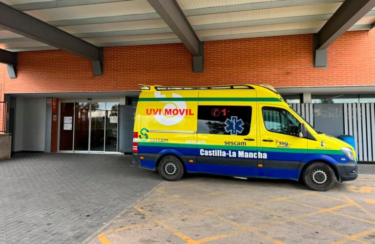 ADERHE valora como positiva la reunión con la Junta y reclama un centro de diálisis en el Hospital de Hellín