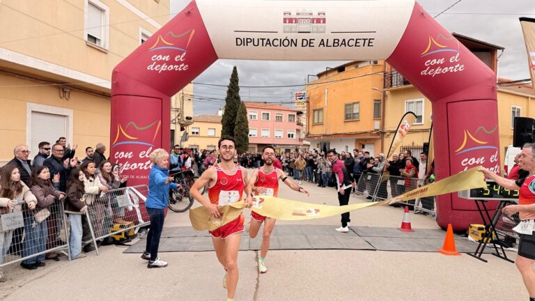 Madrigueras celebra por todo lo alto el 25 aniversario de sus Diez Millas con triunfo de Jorge Víllora y Mari Ángeles Magán