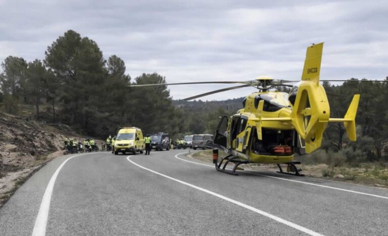 Tres motoristas fallecen en una colisión frontal en la CM-412, entre Elche de la Sierra y Molinicos