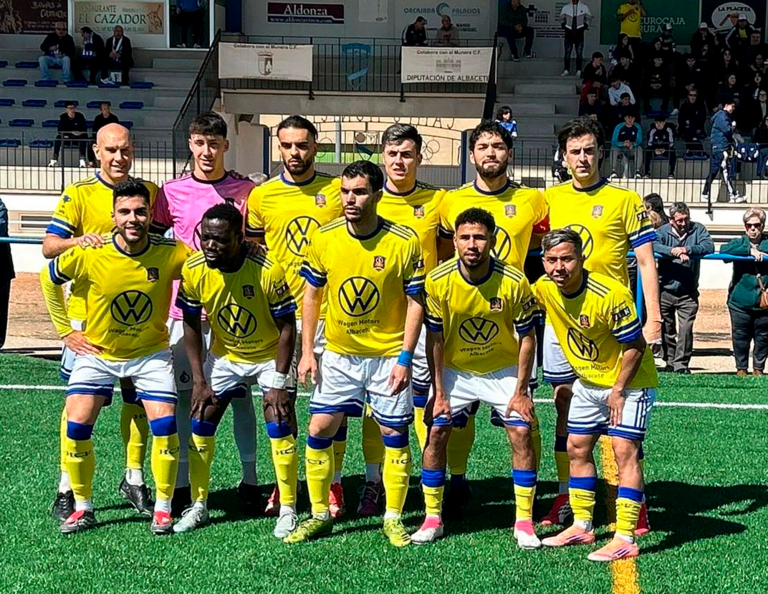 El Hellín C.F. se proclama campeón y logra el ascenso a Preferente a falta de cinco jornadas
