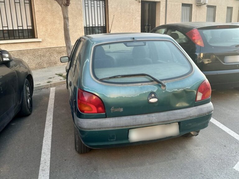 Cae en Hellín un conocido ladrón tras robar en varios coches de madrugada