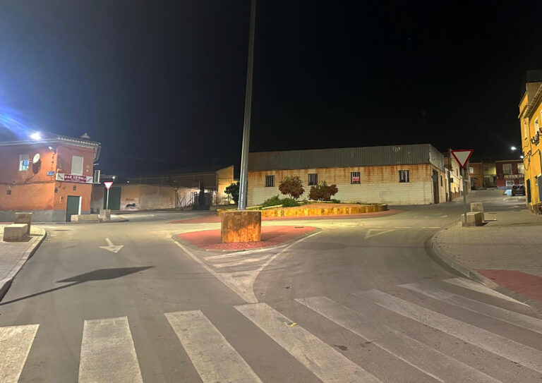 Desalojado de madrugada un bar en Hellín con gente bebiendo y música elevada fuera de horario