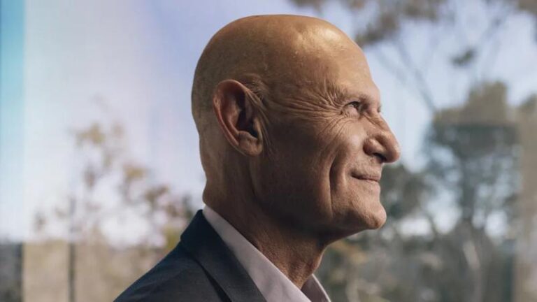 Benidorm reconoce al hellinero Juan Carlos Izpisúa con la Distinción Europa 2026