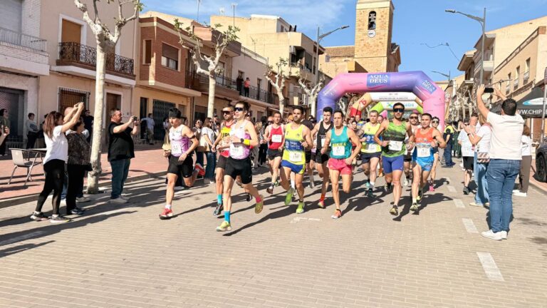 Gran participación y ambiente en la carrera popular de Montealegre del Castillo