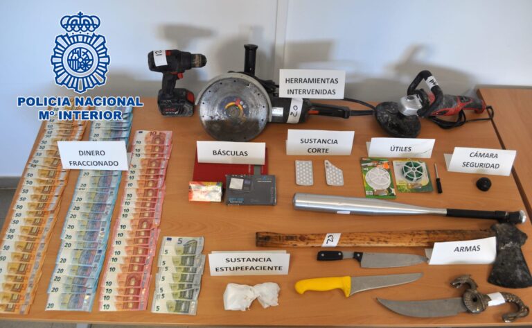 Un comprador acude a la Policía tras ser agredido y destapa dos puntos de droga en Hellín