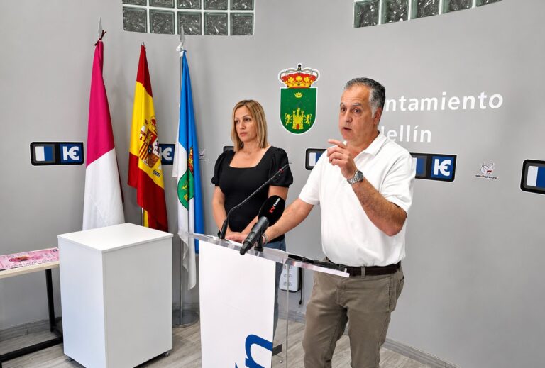 PP y VOX presentan en Hellín una moción contra la “regularización masiva” de inmigrantes